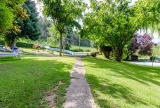 Giardino e piscina