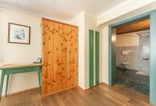 Hotel Gassenwirt - Bad barrierefreies Zimmer 211