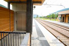 Bahnhof Niederdorf: Fahrstuhl