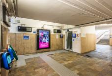 Bahnhof Bozen: Aufzug zum Bahnsteig 5+6